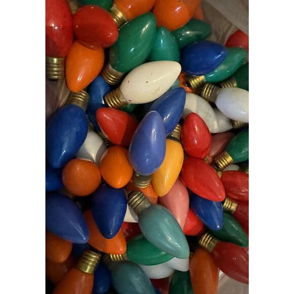 Christmas Holiday Light Strings Decor (4) VTG C9 Multicolor Bulbs + Empty Strand - Picture 9 of 10